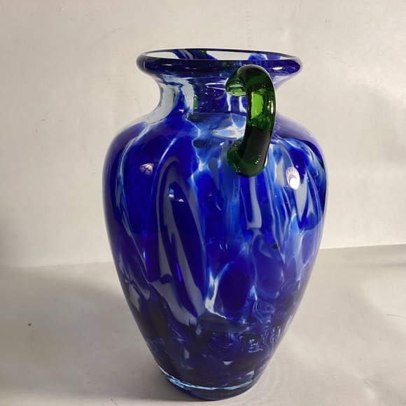 Art glass vase with applied handles - Picture 2 of 6